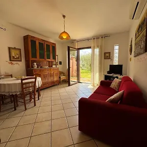 Bilocale Con Ampio Giardino Pula
