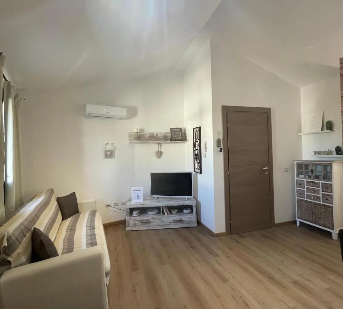 شقة Sophie Home - Comfort E Relax A Pochi Km Da Nora بولا